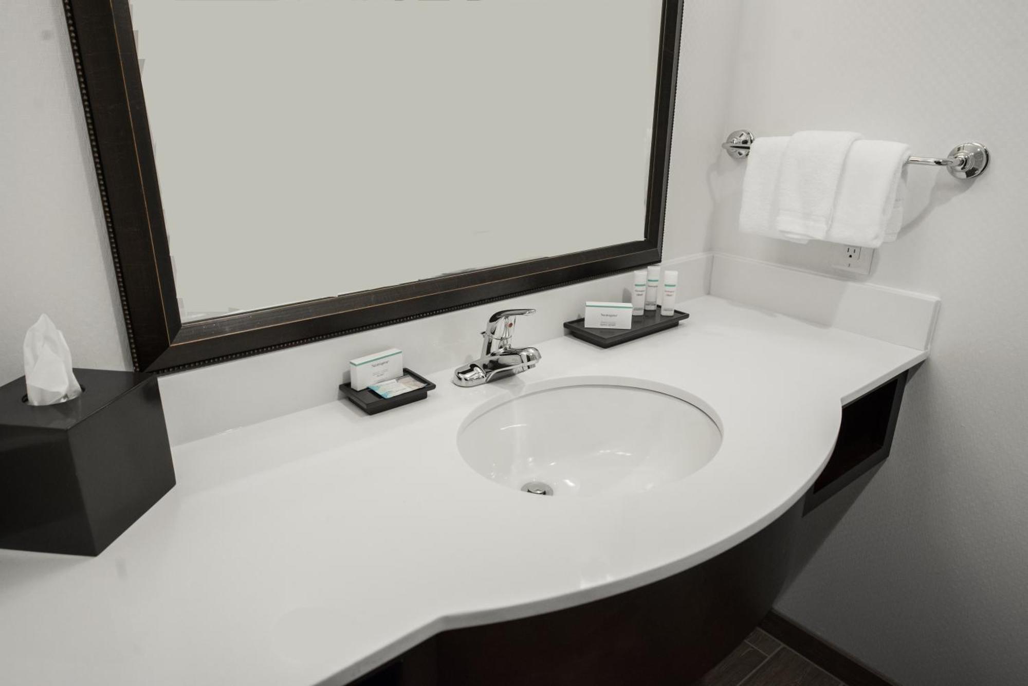 Hilton Garden Inn Indiana At Iup Dış mekan fotoğraf