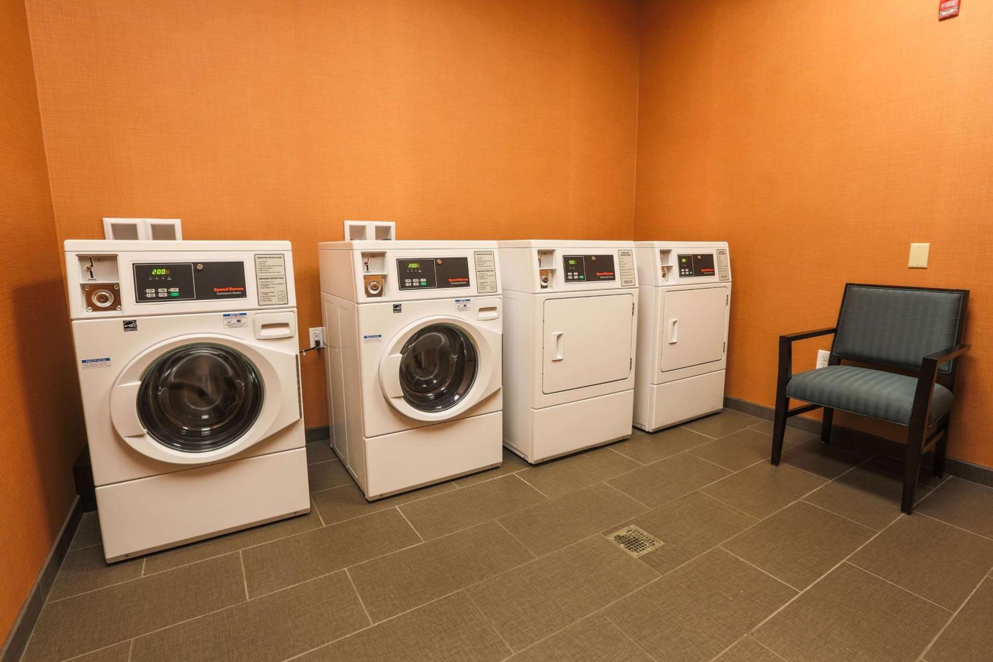 Hilton Garden Inn Indiana At Iup Dış mekan fotoğraf